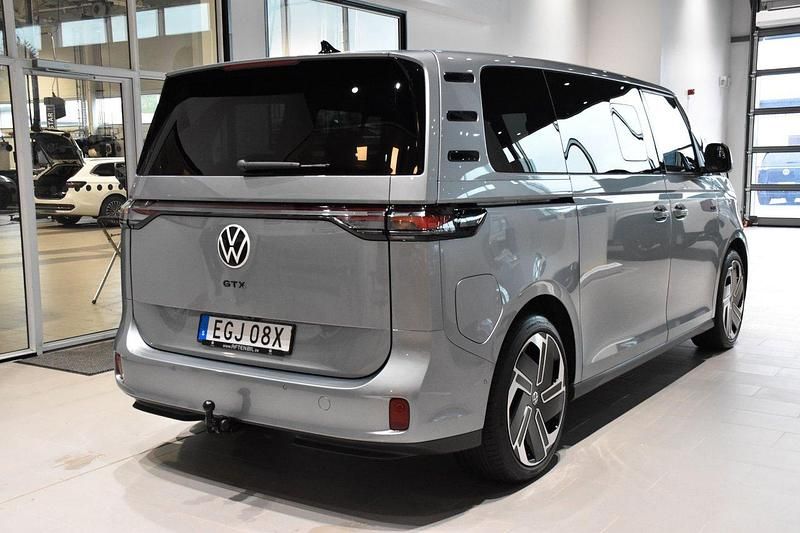 Begagnad VW ID. Buzz GTX 250 kW (340 HK) 2025 Svart Minibuss