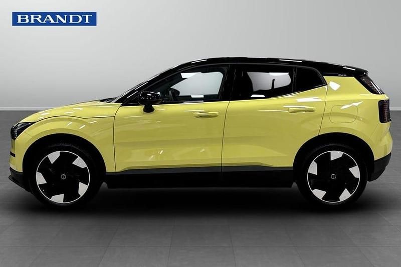 Begagnad Volvo EX30 Plus 202 kW (275 HK) 2025 Gul SUV
