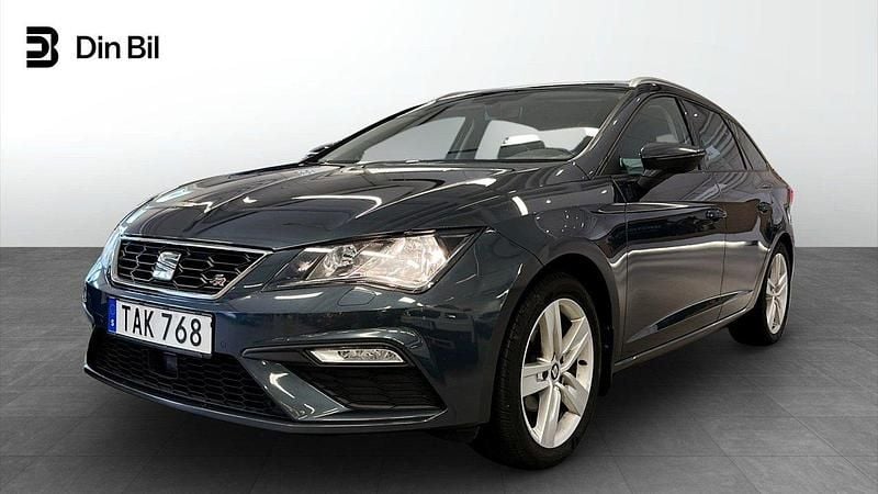 Mörkgrå Begagnad 2019 Seat Leon Beats Kombi | 159 900 kr (Marknadspris) - Bild 1/4