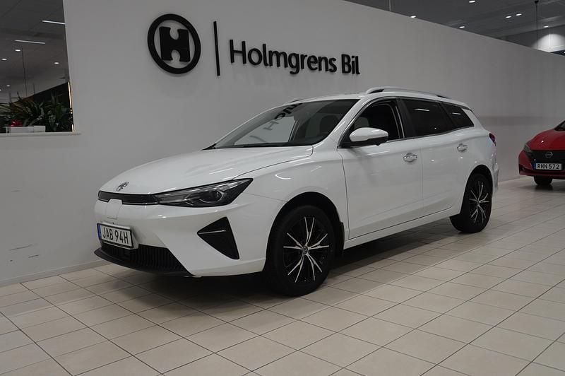 Begagnad MG MG5 EV Long Range 114 kW (156 HK) 2022 Vit Kombi