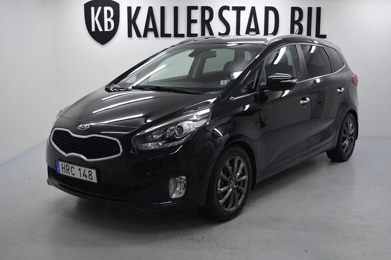 Svart Begagnad 2015 Kia Carens Minibuss | 104 900 kr (Marknadspris) - Bild 1/4