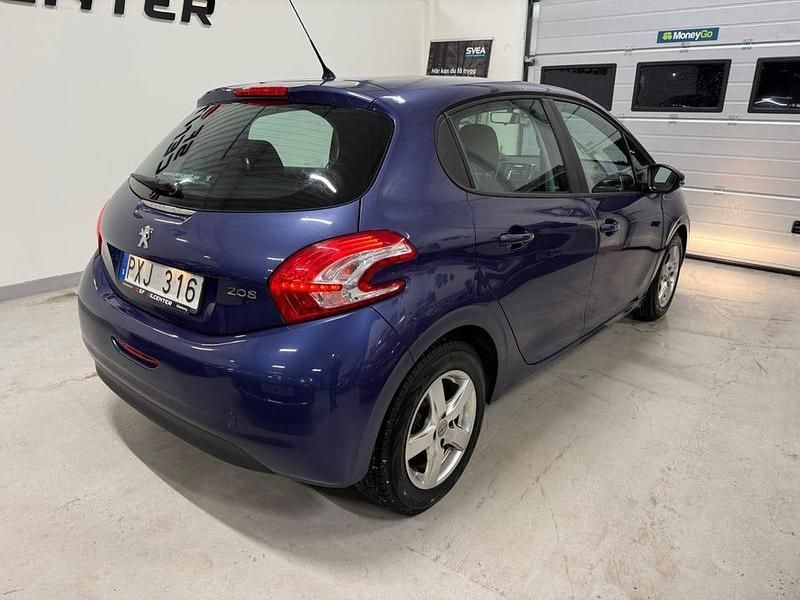 Begagnad Peugeot 208 95 HK (69 kW) 2012 Halvkombi