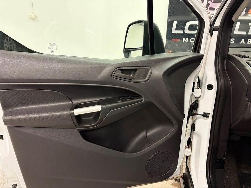 Begagnad Ford Transit Connect 95 HK (69 kW) 2015 Vit Minibuss