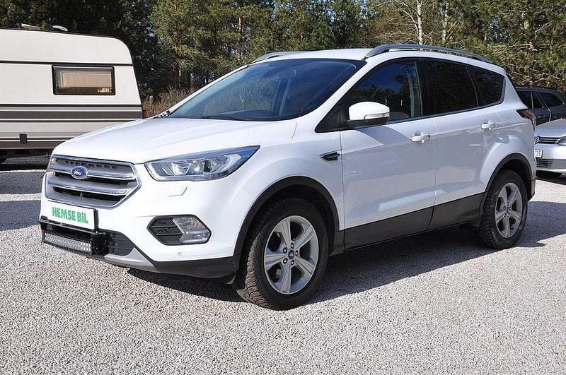 Begagnad 2019 Ford Kuga SUV | 169 900 kr (Bra pris) - Bild 1/4