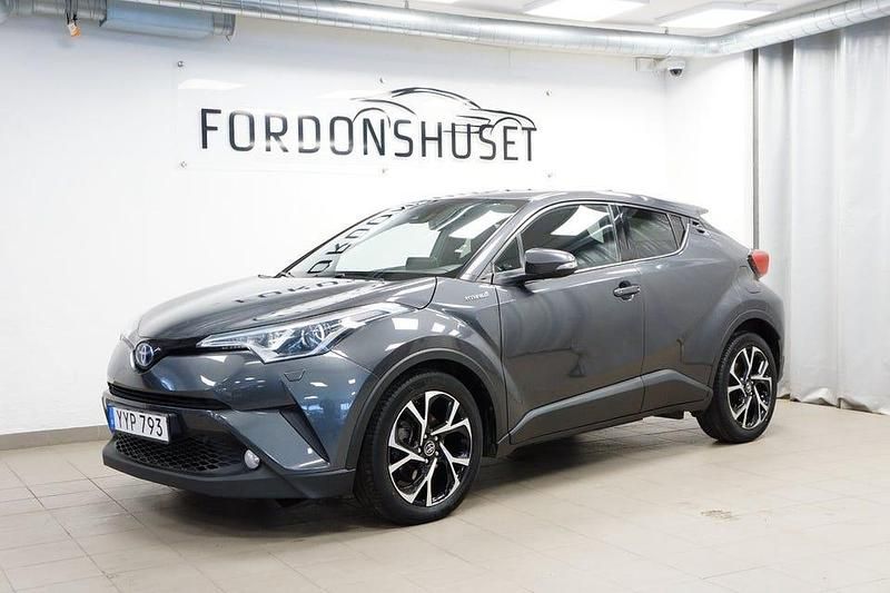 Begagnad Toyota C-HR Edition 122 HK (89 kW) 2018 Grå SUV