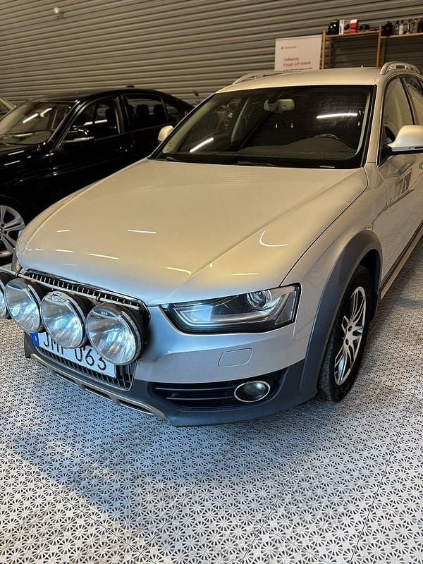 Silver Begagnad 2014 Audi A4 Allroad Kombi | 99 900 kr (Marknadspris) - Bild 1/4