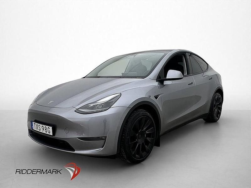 Begagnad Tesla Model Y Long Range AWD 378 kW (514 HK) 2023 Grå SUV