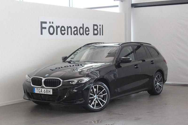 Svart Begagnad 2024 BMW 330e Shadowline Kombi | 499 000 kr - Bild 1/4