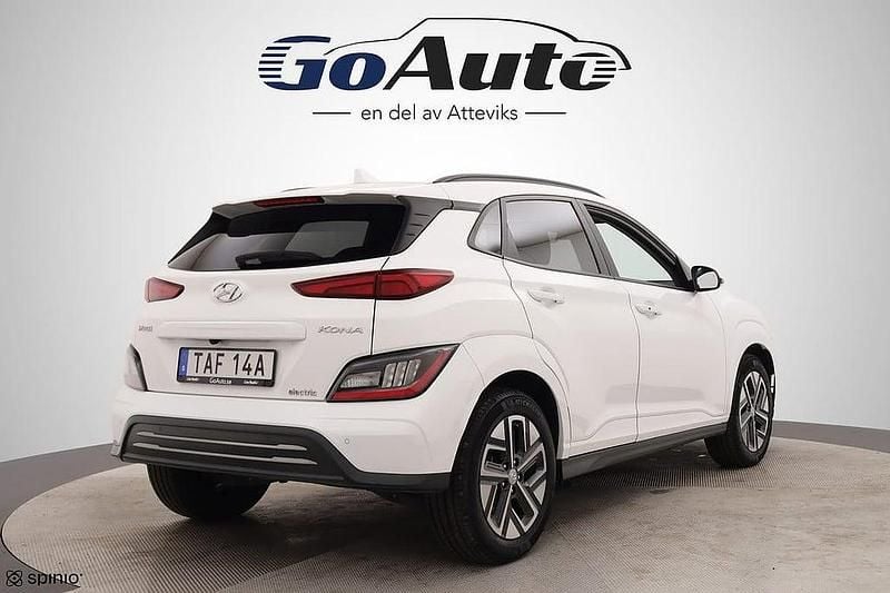 Begagnad Hyundai Kona Essential 100 kW (137 HK) 2022 Vit SUV