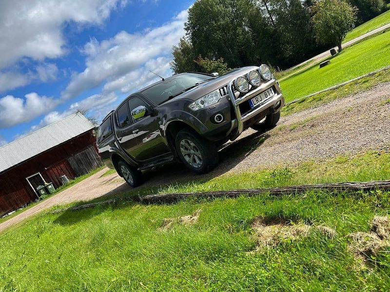 Begagnad 2011 Mitsubishi L200 Pickup | 150 000 kr (Marknadspris) - Bild 1/4