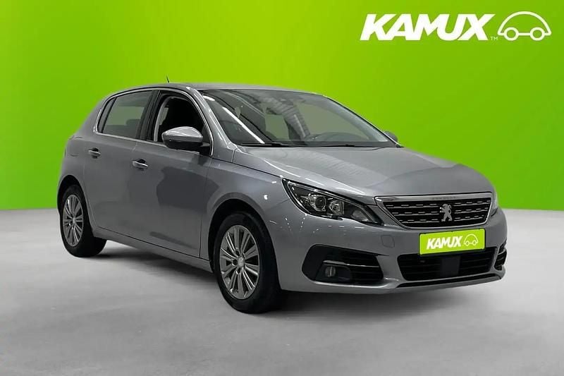 Silver/grå Begagnad 2019 Peugeot 308 Allure Halvkombi | 144 800 kr (Bra pris) - Bild 1/3