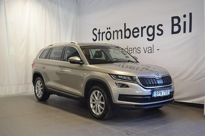 Ljusbrun Begagnad 2017 Skoda Kodiaq SUV | 239 000 kr (Lite dyr) - Bild 1/4