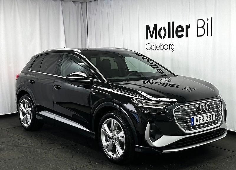 Svart Ny 2026 Audi Q4 e-tron S-Line SUV | 679 000 kr - Bild 1/4