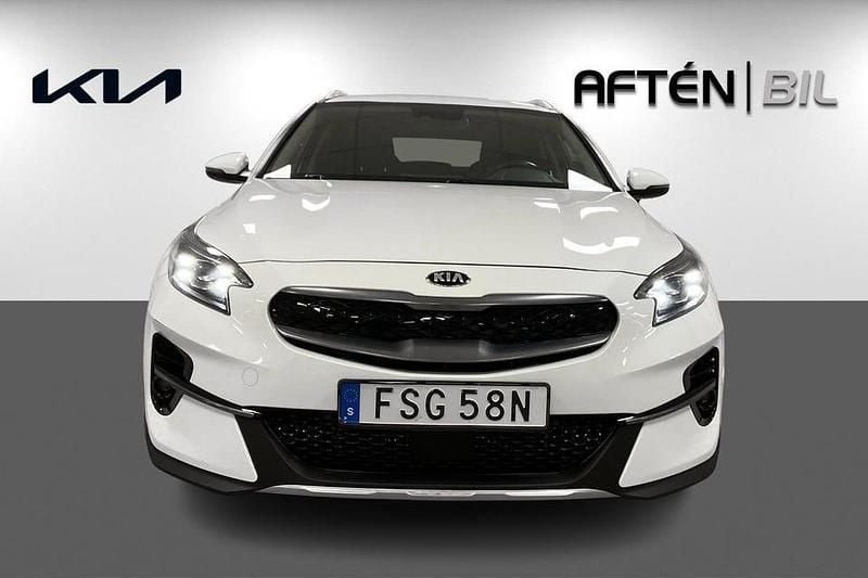 Begagnad Kia XCeed Advance 105 HK (77 kW) 2020 Vit SUV