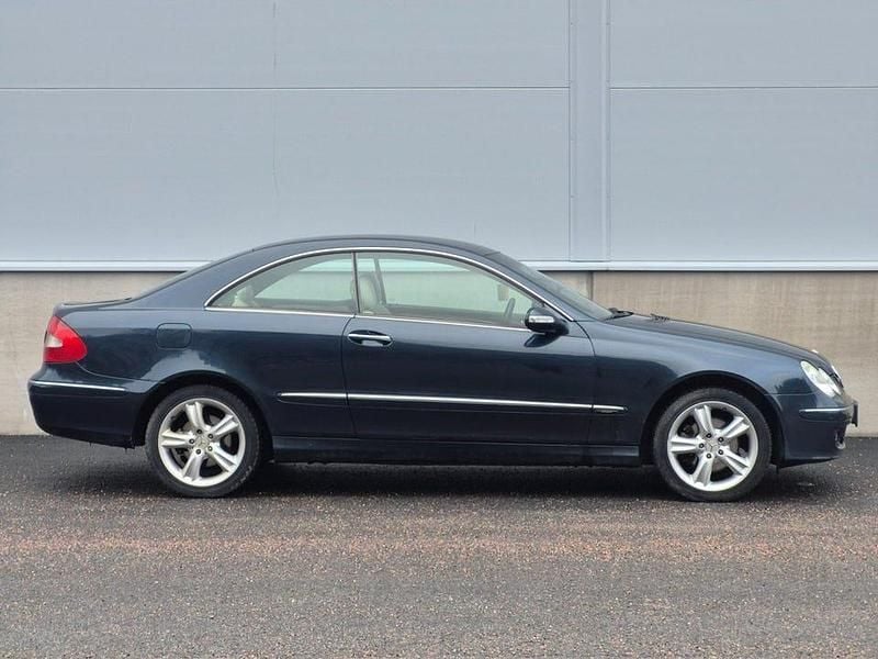 Begagnad Mercedes CLK280 Avantgarde 231 HK (169 kW) 2006 Svart Sportkupé