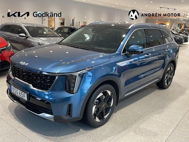 Blå Begagnad 2025 Kia Sorento Advance SUV | 609 900 kr (Lite dyr) - Bild 1/4