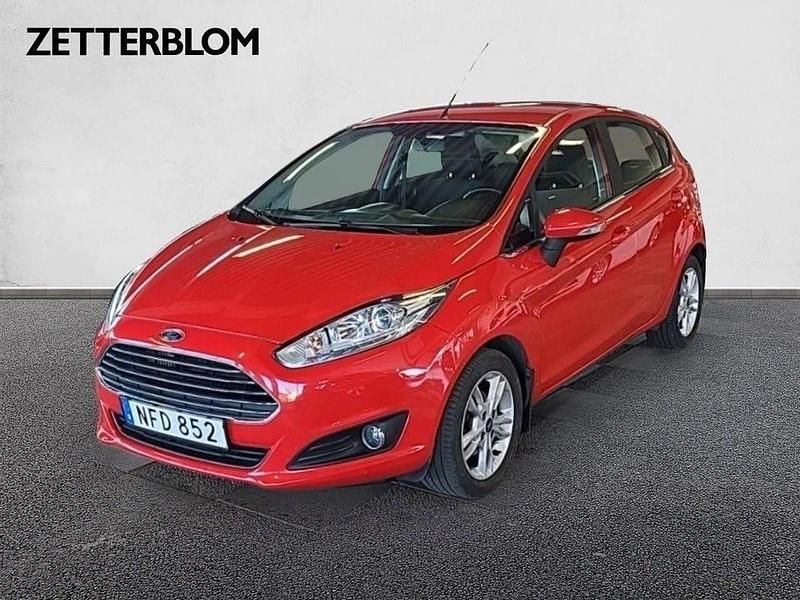 Röd Begagnad 2016 Ford Fiesta Kombi | 79 900 kr - Bild 1/4