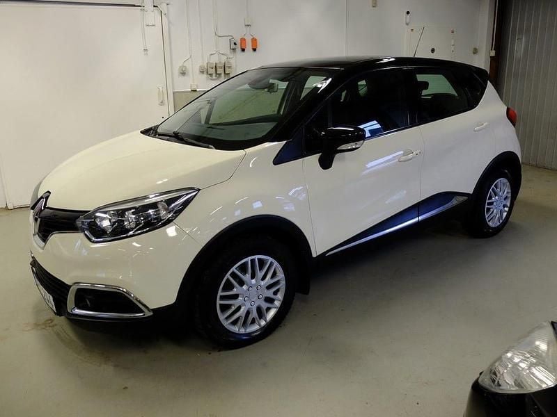 Flerfärgad Begagnad 2014 Renault Captur SUV | 95 000 kr (Marknadspris) - Bild 1/4