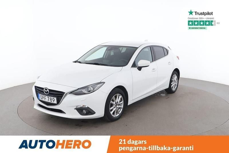 Vit Begagnad 2014 Mazda 3 Inclusive Halvkombi | 125 000 kr (Bra pris) - Bild 1/4