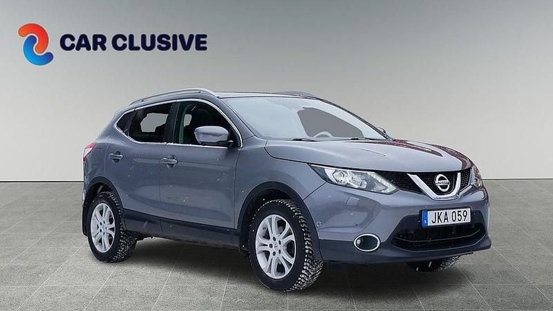 Grå Begagnad 2015 Nissan Qashqai 360º SUV | 94 900 kr (Marknadspris) - Bild 1/4