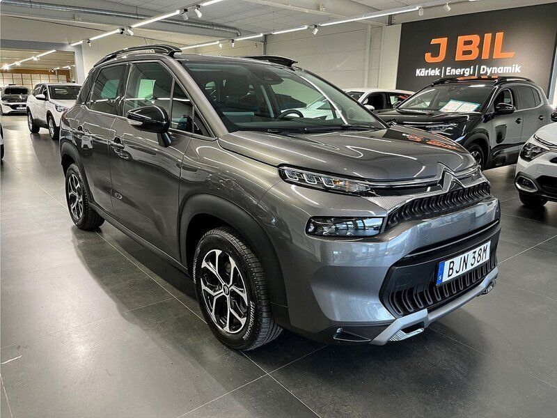 Grå Begagnad 2024 Citroën C3 Aircross Shine SUV | 229 900 kr - Bild 1/4