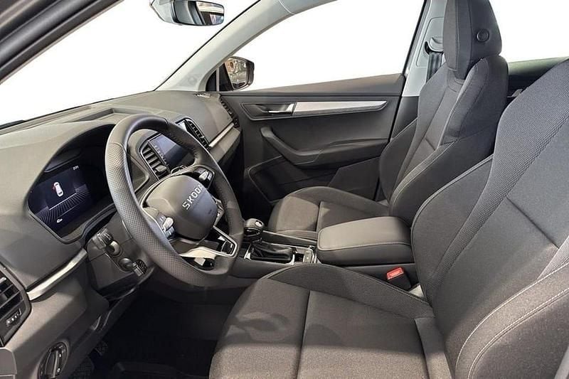 Begagnad Skoda Karoq Selection 151 HK (111 kW) 2024 Grå SUV