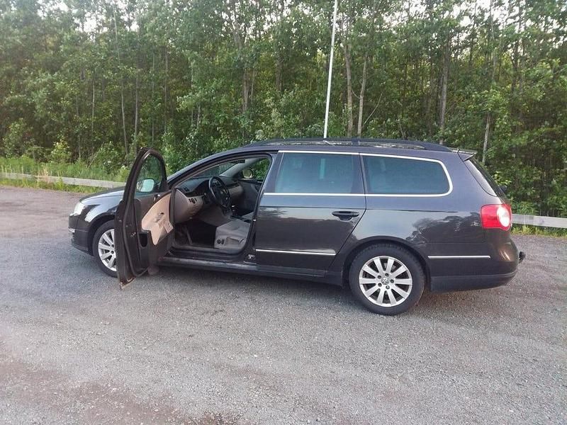 Begagnad 2006 VW Passat Kombi | 18 500 kr (Bra pris) - Bild 1/3