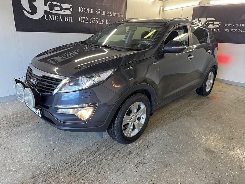 Grå Begagnad 2013 Kia Sportage EX SUV | 79 900 kr (Bra pris) - Bild 1/4