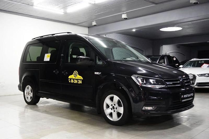 Begagnad VW Caddy Maxi Life Life 110 HK (80 kW) 2019 Svart Minibuss