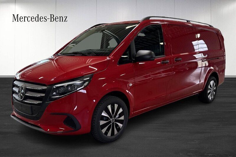 Röd Ny 2025 Mercedes Vito Minibuss | 736 250 kr (Marknadspris) - Bild 1/4