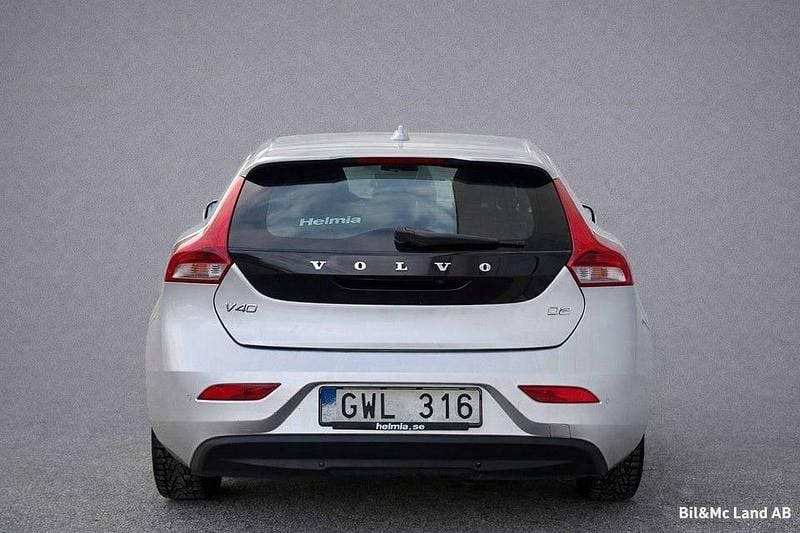 Begagnad Volvo V40 Kinetic 116 HK (85 kW) 2013 Grå