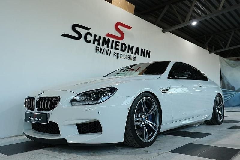 Vit Begagnad 2012 BMW M6 Shadowline Sportkupé | 479 900 kr - Bild 1/4
