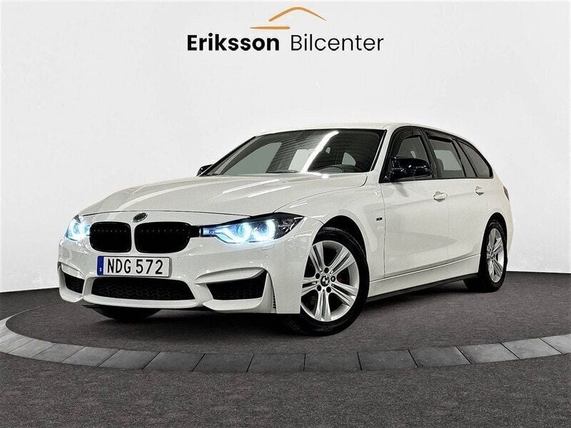 Vit Begagnad 2012 BMW 318 Sport Line Kombi | 114 900 kr (Lite dyr) - Bild 1/4