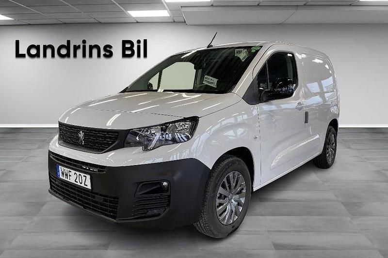Vit Begagnad 2024 Peugeot E-Partner Minibuss | 389 900 kr (Marknadspris) - Bild 1/4