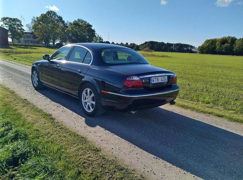 Begagnad Jaguar S-Type S 200 HK (147 kW) 2005 Svart Sedan