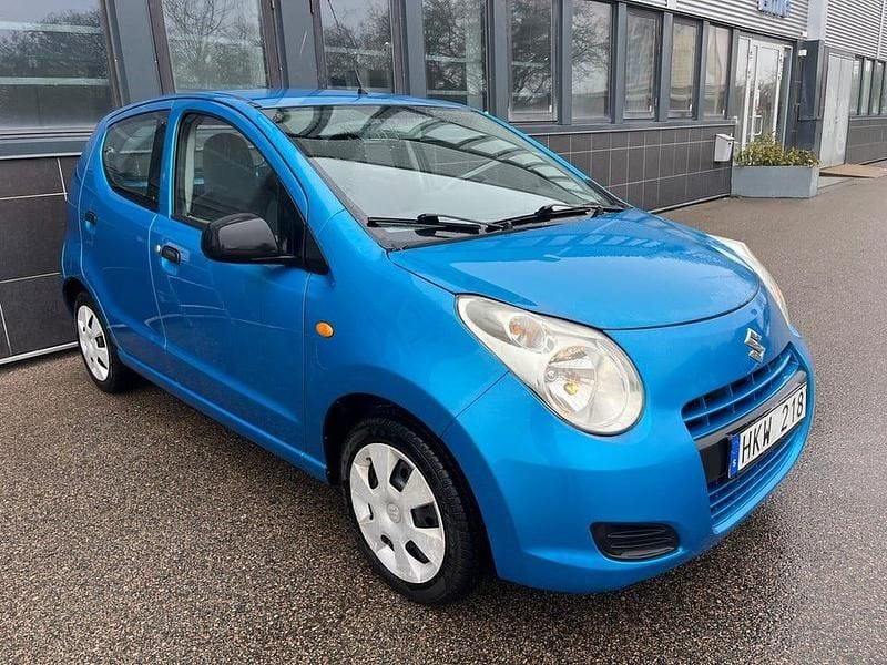 Begagnad Suzuki Alto 68 HK (50 kW) 2010 Blå Halvkombi