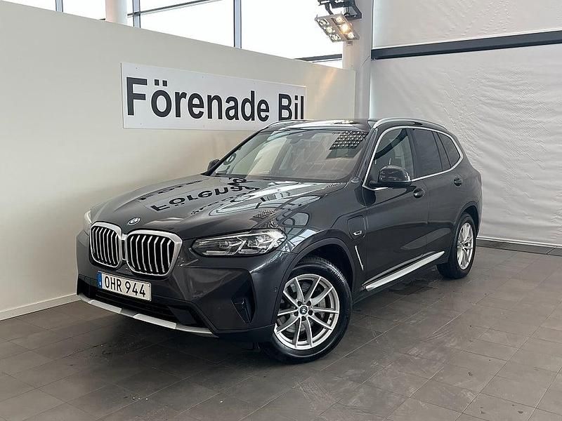 Begagnad BMW X3 184 HK (135 kW) 2022 Grå SUV