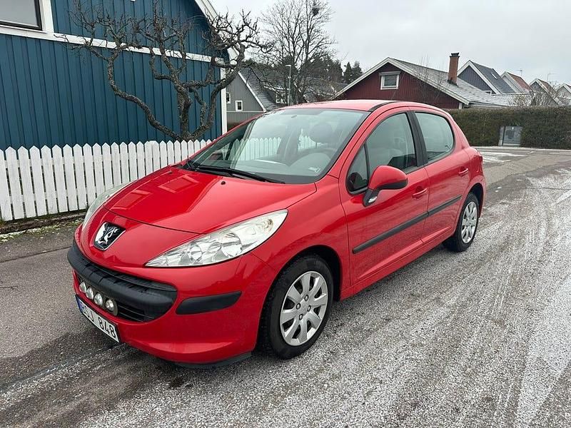 Begagnad 2009 Peugeot 207 Halvkombi | 24 800 kr (Marknadspris) - Bild 1/4