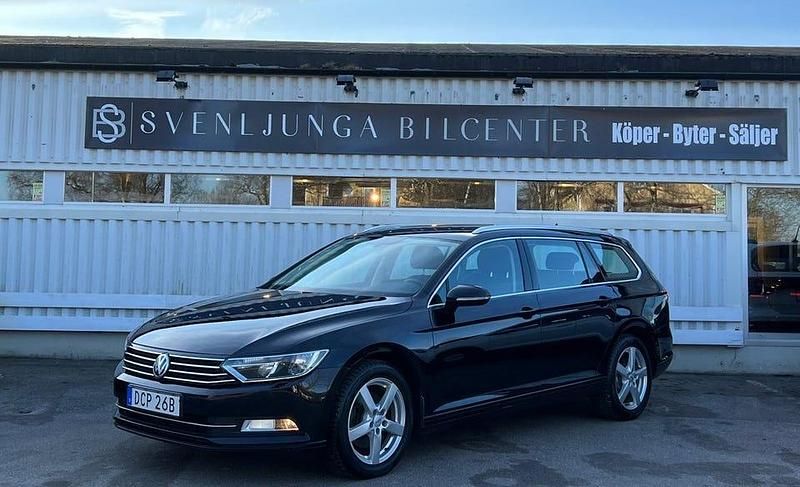 Svart Begagnad 2019 VW Passat | 184 900 kr (Marknadspris) - Bild 1/4
