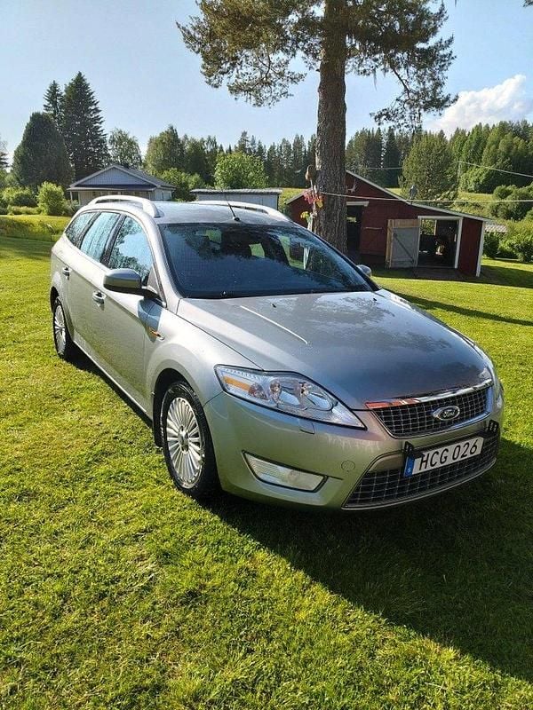 Grå Begagnad 2008 Ford Mondeo Kombi | 45 000 kr (Marknadspris) - Bild 1/4