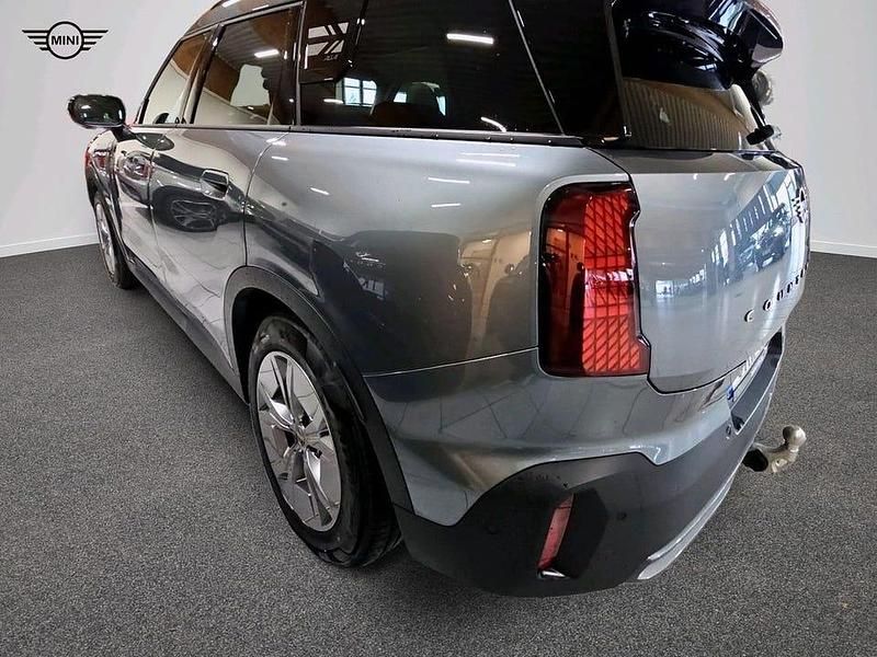 Begagnad Mini Countryman 233 kW (317 HK) 2024 Grön SUV