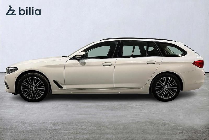 Begagnad BMW 520 Sport Line 190 HK (139 kW) 2020 Vit Kombi