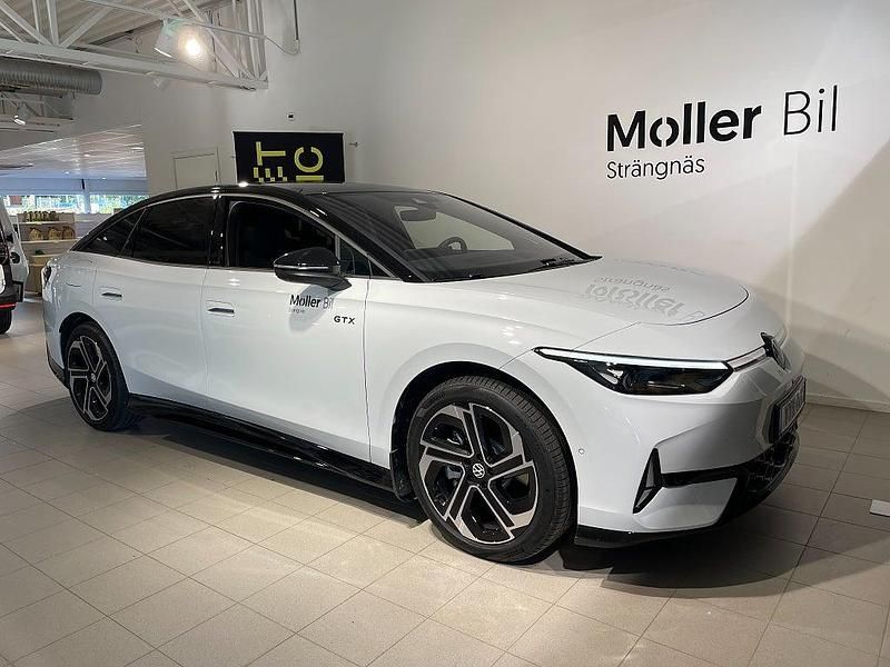 Vit Begagnad 2025 VW ID.7 GTX | 629 900 kr (Dyr) - Bild 1/4