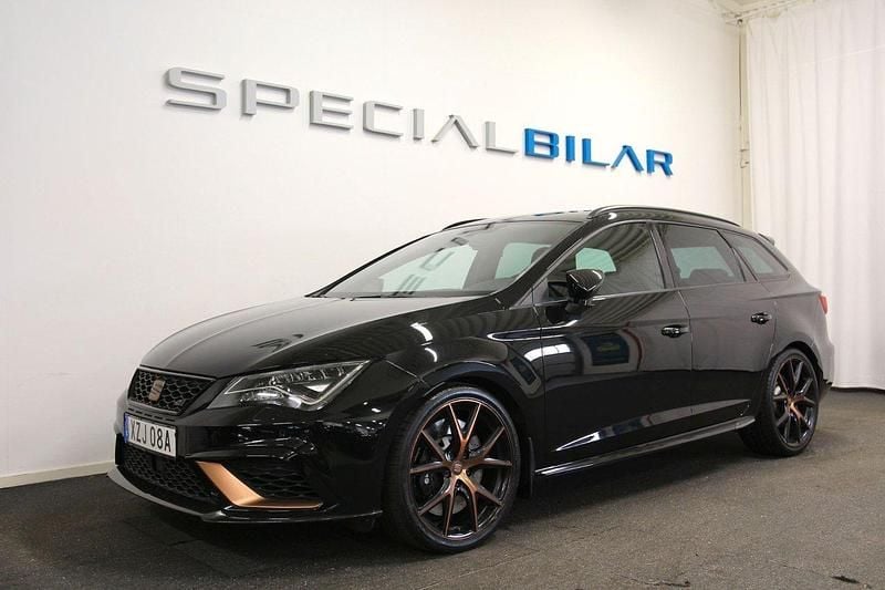 Svart Begagnad 2019 Cupra Leon Limited Edition Kombi | 319 000 kr (Marknadspris) - Bild 1/4