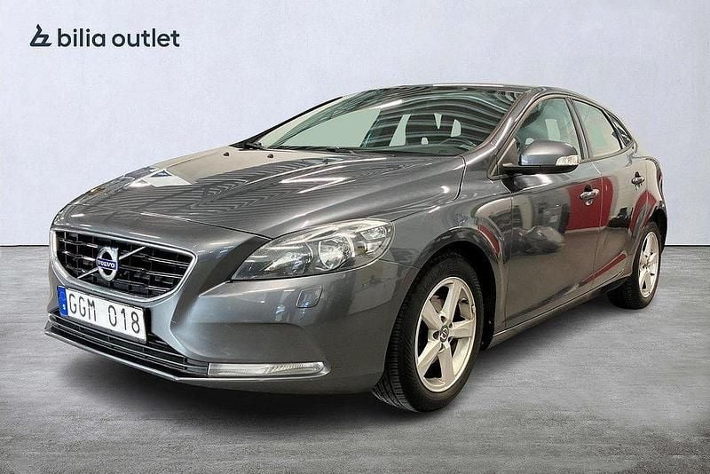 Grå Begagnad 2013 Volvo V40 Kombi | 75 000 kr (Bra pris) - Bild 1/4