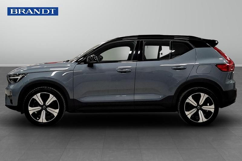 Begagnad Volvo XC40 Single Motor 175 kW (238 HK) 2023 Grå SUV