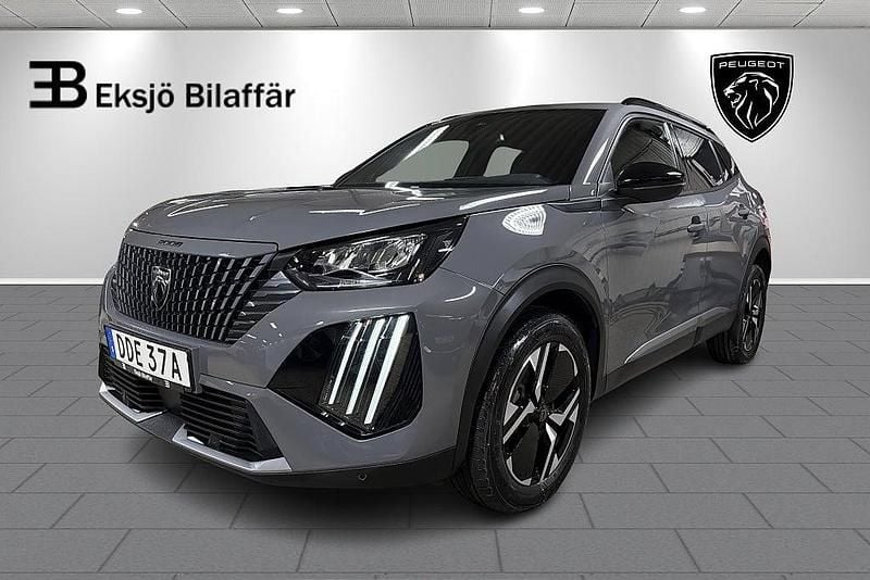 Grå selenium metallic Begagnad 2025 Peugeot 2008 Allure SUV | 209 500 kr (Superpris) - Bild 1/4