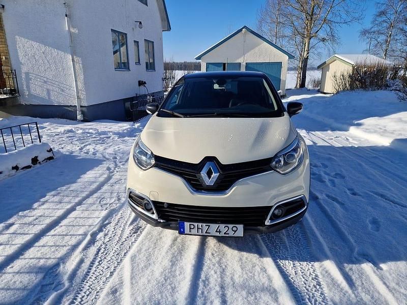 Begagnad Renault Captur 118 HK (86 kW) 2017 SUV