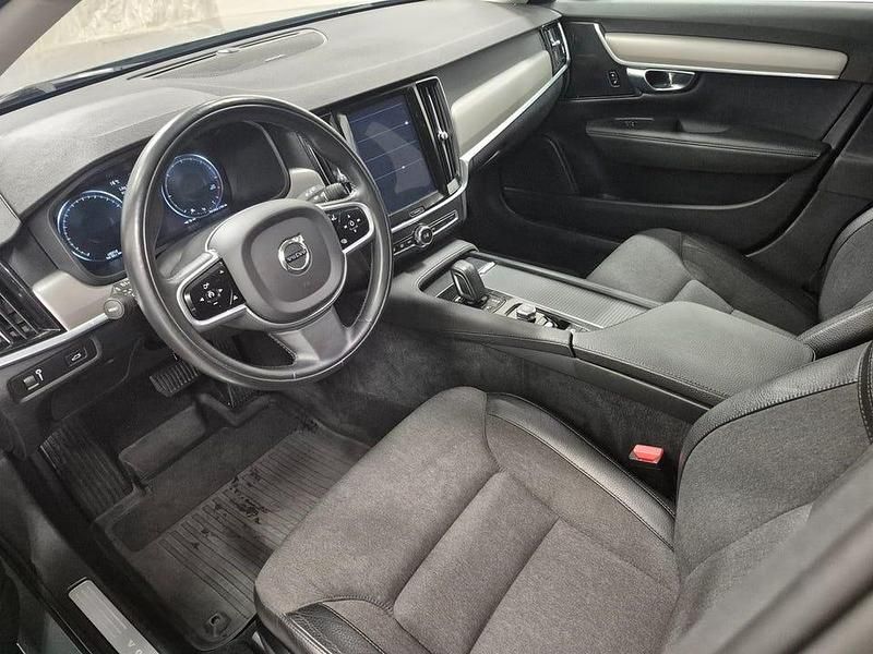 Begagnad Volvo V90 197 HK (144 kW) 2021 Thunder grey metallic Kombi