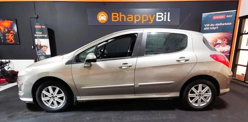 Begagnad Peugeot 308 120 HK (88 kW) 2010 Grå